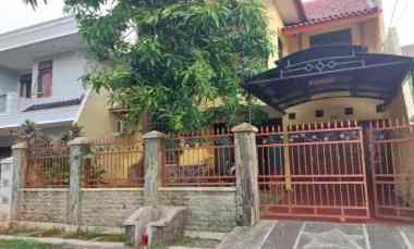 Rumah Minimalis dalam Komplek Billymoon Pondok Kelapa Jakarta Timur