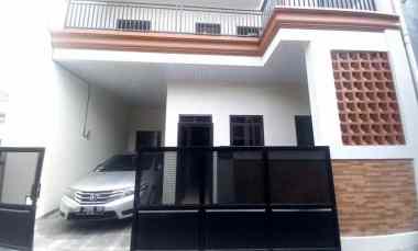 Rumah Dijual di Jl. Pondok kelapa duren sawit Jakarta Timur