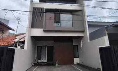 Rumah Baru Mewah dekat ke LRT Rawamangun Velodrom Jakarta Timur