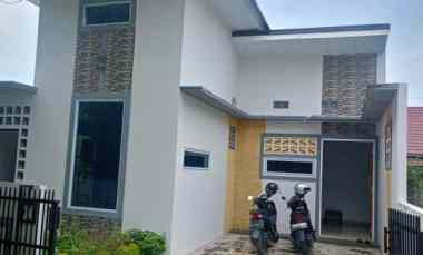 dijual rumah jl purwodadi