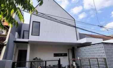 Rumah Baru 2 Lantai di Komplek Perumahan Duren Sawit Jakarta Timur