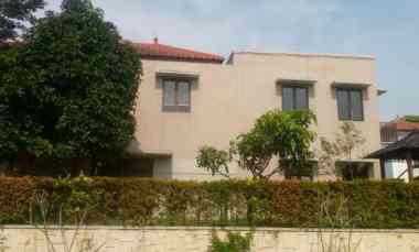 Rumah Hook Full Furnished di Rancamaya Golf Estate Bogor