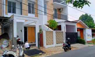 dijual rumah jl ray siliwangi