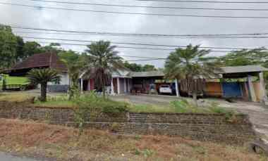 dijual rumah jl raya argotirto 270 desa