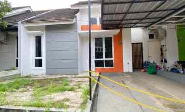 dijual rumah jl raya cipayung