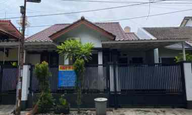 Rumah Dijual di Jl. Raya Cirendeu Ciputat Timur, Tangsel