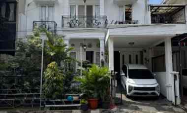 dijual rumah jl raya cireundeu