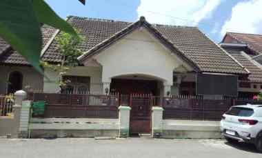 dijual rumah jl raya kadisoka kadisoko