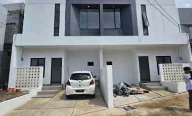 Rumah 2 Lantai Lokasi hanya 30 Langkah ke Jalan Raya Kalimulya