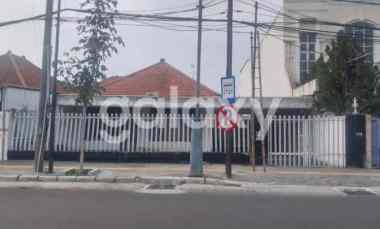 Rumah jl Raya Kartini dekat Diponegoro Tunjungan Genteng Darmo YVY