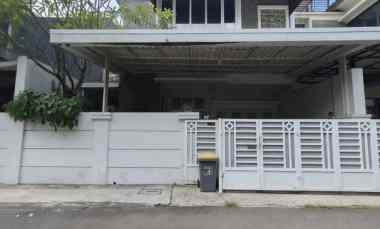 Dijual Rumah Terawat dalam Komplek di Pondok Kelapa Duren Sawit