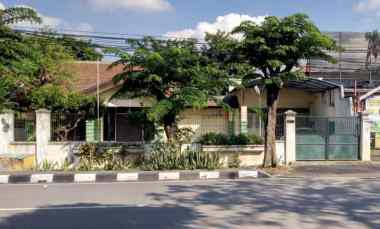 Jual Rumah Cocok untuk Usaha di Jalan Raya Merr Surabaya Strategis