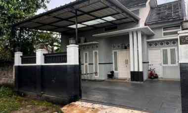 dijual rumah jl raya ratna jatibening