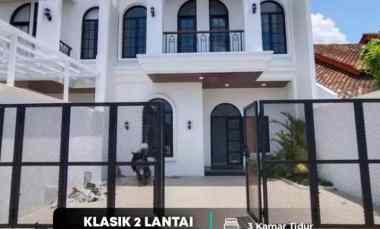 Rumah Klasik 2 Lantai di Sleman Utara 50 meter jl. Raya Tajem