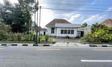 Rumah Dijual di jl sajiono kota baru