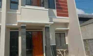 dijual rumah jl salak