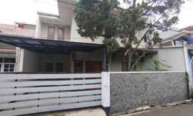 Rumah 2 Lantai jl Saluyu Indah Riung Bandung Margahayu Bandung