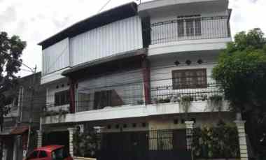 dijual rumah jl sarijadi kel sarijadi