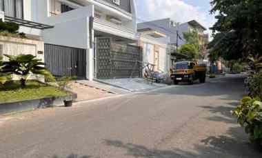 Rumah Pondok Indah Lift Swimming Pool and Rooftop Jakarta Selatan