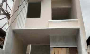 Rumah Baru 2 Lantai dalam Komplek Duren Sawit Jakarta Timur