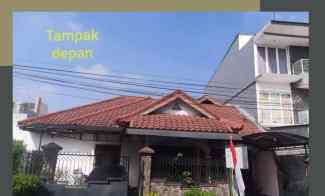 dijual rumah jl semanggi