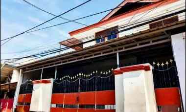 Bebas Banjir, Rumah, 2 Lantai Pinggir Jalan di Otista