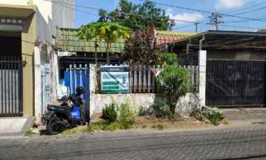 dijual rumah jl simpang darmo