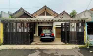 Rumah Dijual di jl Soma Kiaracondong Bandung