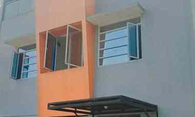 dijual rumah jl studio alam indah no 12