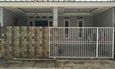 Rumah Dijual di jl suka karya
