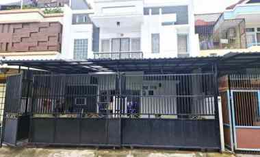 dijual rumah jl taman palem lestari