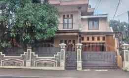 Dijual Rumah 2 LT Lokasi Strategis Pinggir Jalan Tanjung Barat Jaksel