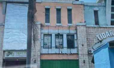 Ruko di Tidar Surabaya Kota 4 Lantai Kondisi Bagus dan Terawat