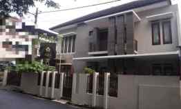 Rumah Mewah Siap Huni Hook di Turangga Buah Batu Kota Bandung