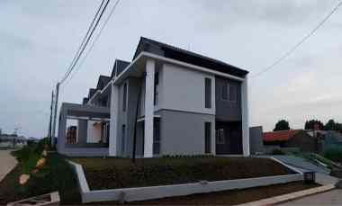 Dijual Cepat Nego Rumah 2 Lantai Lt 206 M Lb 110 M Shm 3 Kt 2 km