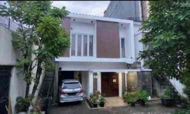 Rumah Cantik Prime Area jl.Wijaya Kebayoran Baru,bbs Banjir Murah