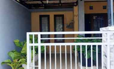 dijual rumah jln mutiara gading 2