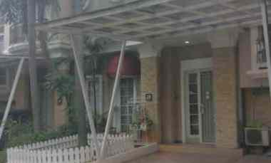 Rumah Dijual di Jln Paris residen cempaka putih kelurahan Ciputat Tangerang Selatan