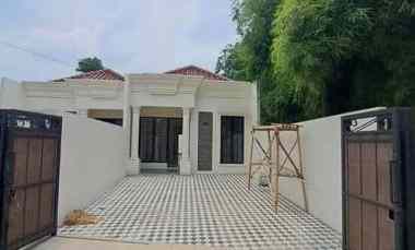 dijual rumah jln raya tole iskandar