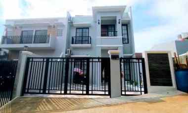 Rumah Seken 2 Lantai Murah di Depok, Full Furnished, dekat Tol Limo