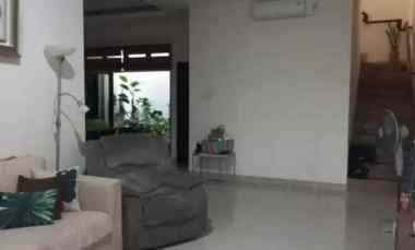 Dijual Cepat Rumah Cluster 2 Lantai di Ciputat Jombang dekat Stasiun