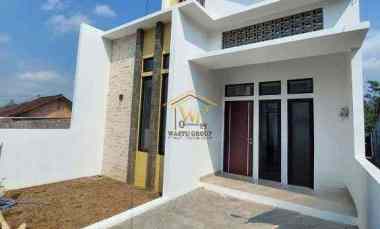 Rumah Modern, Bisa Kpr, 11 menit ke Kampus Upn di Kalasan