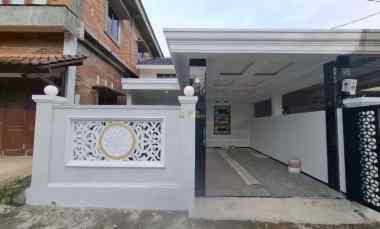 Rumah Murah, Desain Modern, 7 menit ke Sekolah Budi Mulia Kenayan