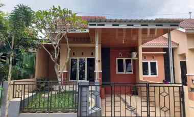 dijual rumah kalipepe banyumanik semarang