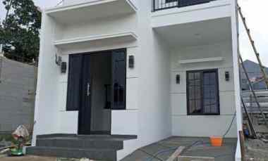 Rumah 2 lantai 3kamar di Kalisari Pasar Rebo Jakarta Timur