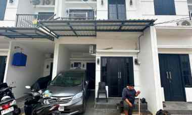 Dijual Rumah Second di Kalisari Pasar Rebo Jakarta Timur