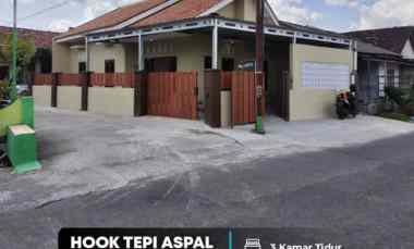 Rumah Baru Tepi Aspal di Berbah dekat Bandara Adi Sucipto jl. Jogja