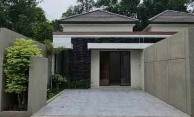 dijual rumah kaliurang km 12 5