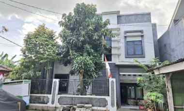 gambar dijual rumah kaliwates