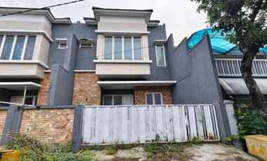 dijual rumah karah agung jambangan